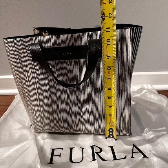 Rare! Furla Divide-it Tote Black and White Striped Medium Sized Shopper Tote Bag - Picture 11 of 13